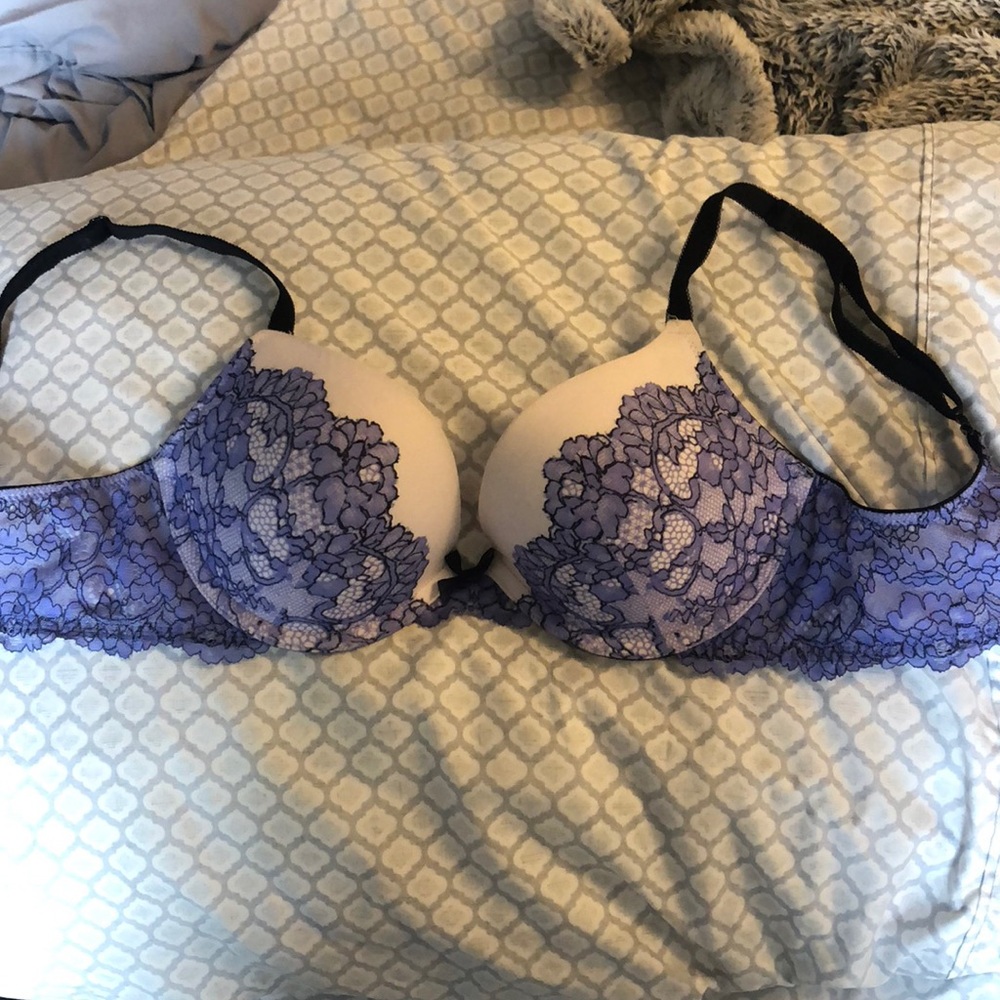 Vs bra